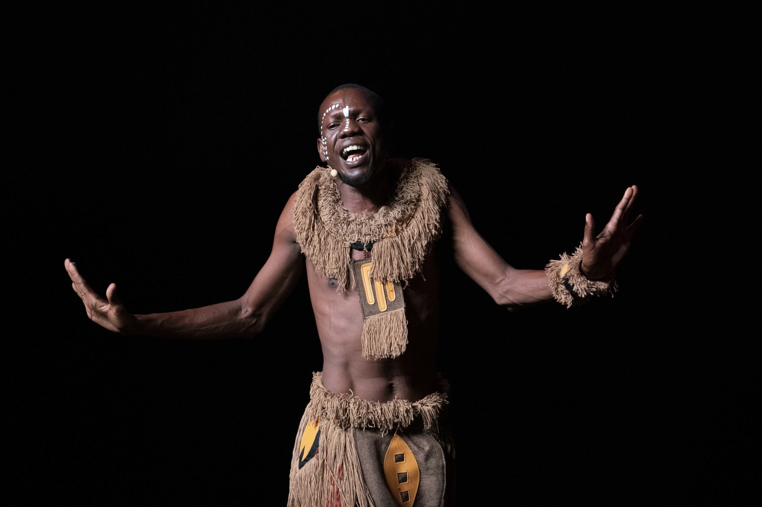 Spectacle-ouverture_Tanzanie_DSC_9382