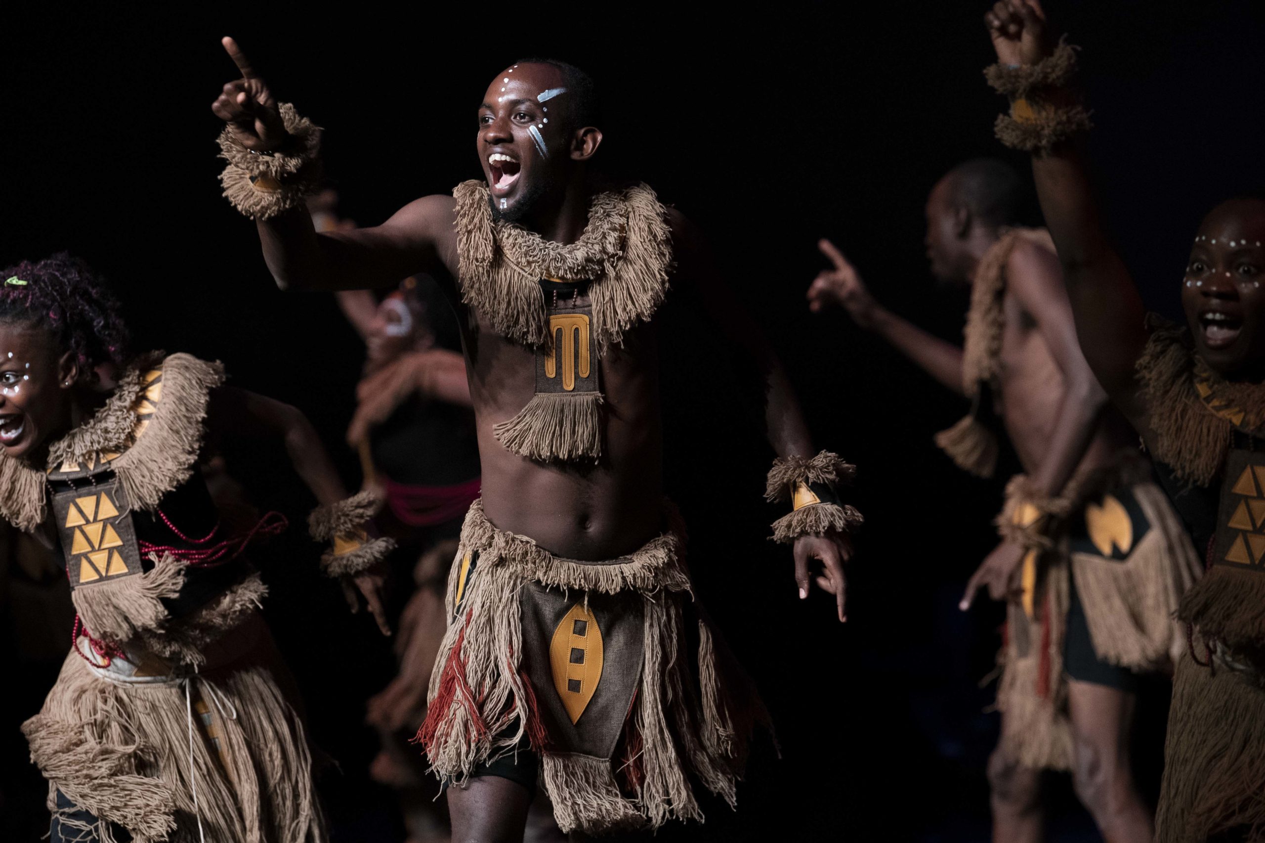 Spectacle-ouverture_Tanzanie_DSC_9404