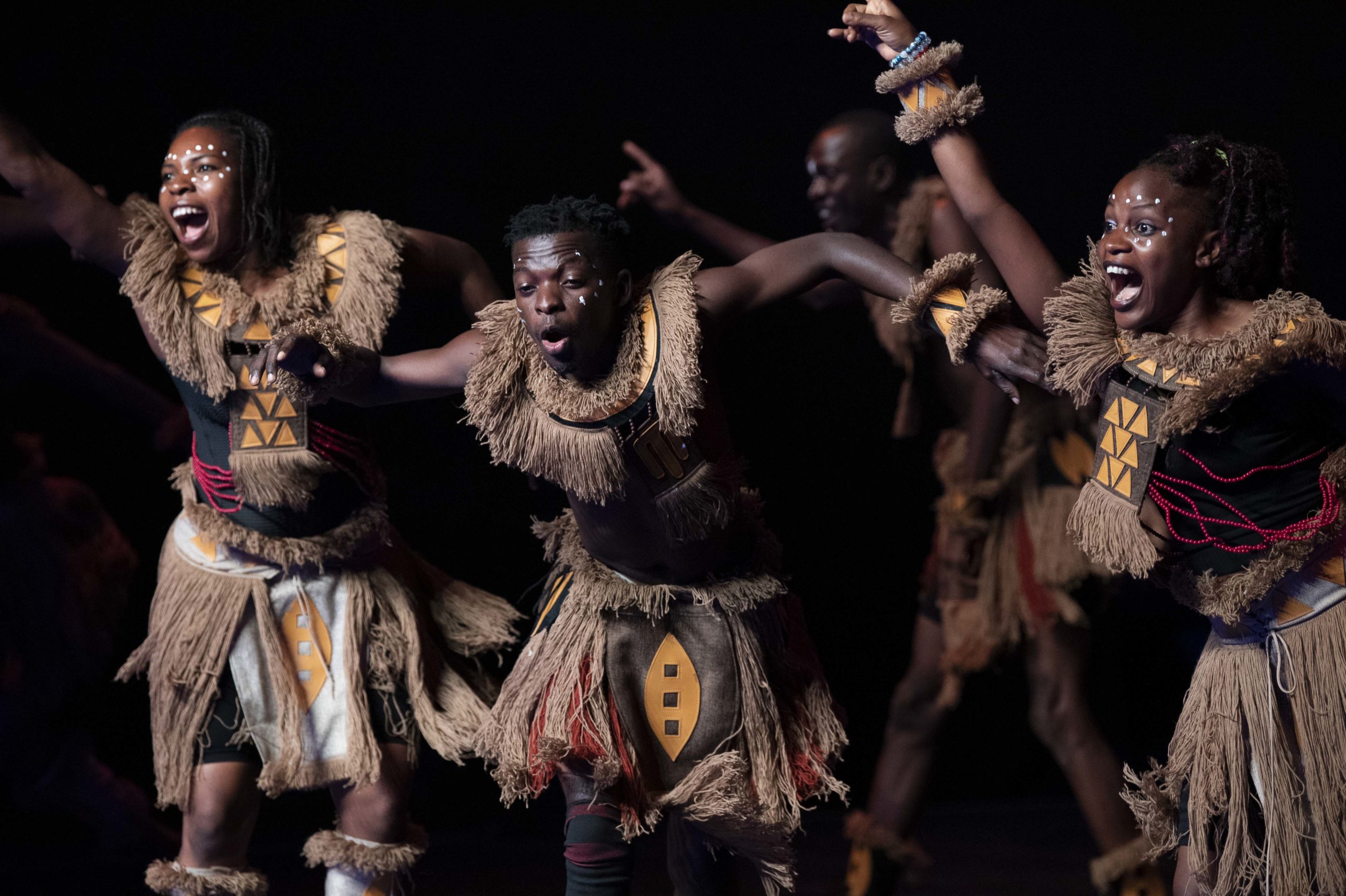 Spectacle-ouverture_Tanzanie_DSC_9407